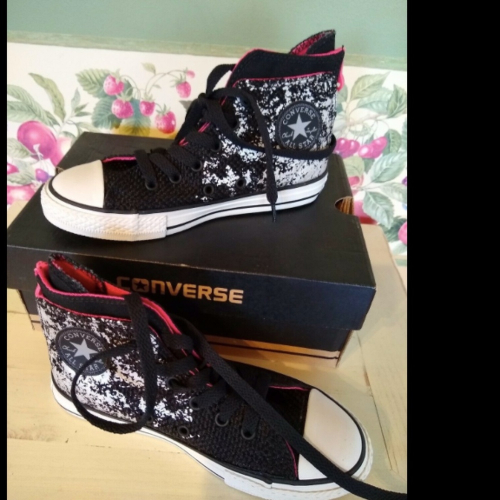 NEW Converse All Star Girls sz 1 Hi Top Sneakers